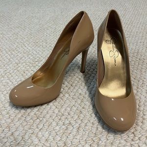 Jessica Simpson Nude Heel Size 8